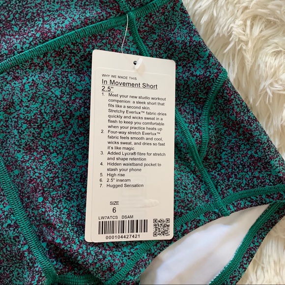 ❌SOLD❌Lululemon In Movement Short *Everlux 2.5" - Picture 2 of 4